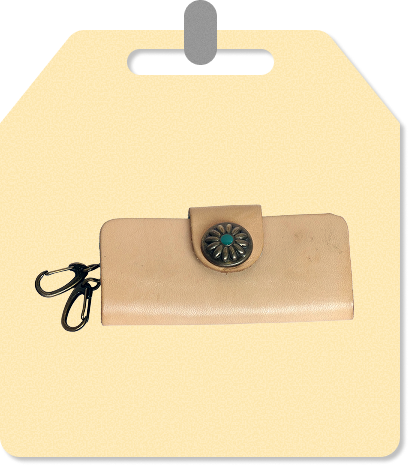 3連キーケース デザインボタン付き